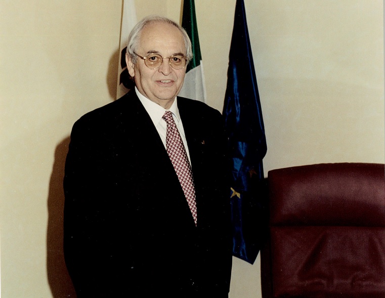 A GIUSEPPE JOGNA LA LAUREA HONORIS CAUSA IN INGEGNERIA GESTIONALE DELL’UNIUD