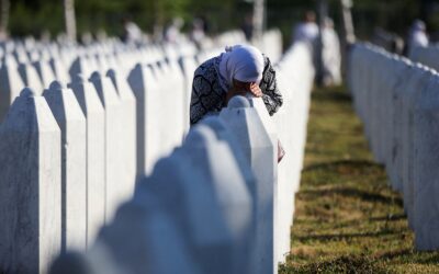 UniMC e Scuola Leopardi ricordano Srebrenica tra formazione, teatro e cinema